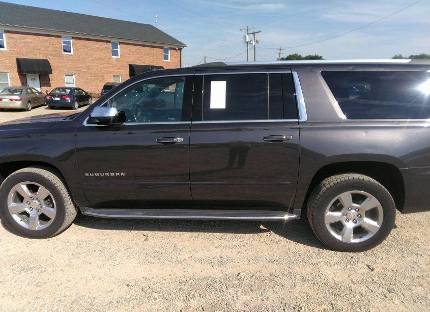 Photo 14 of 2018 Chevrolet Suburban PREMIER (VIN 1GNSCJKC0JR122312)