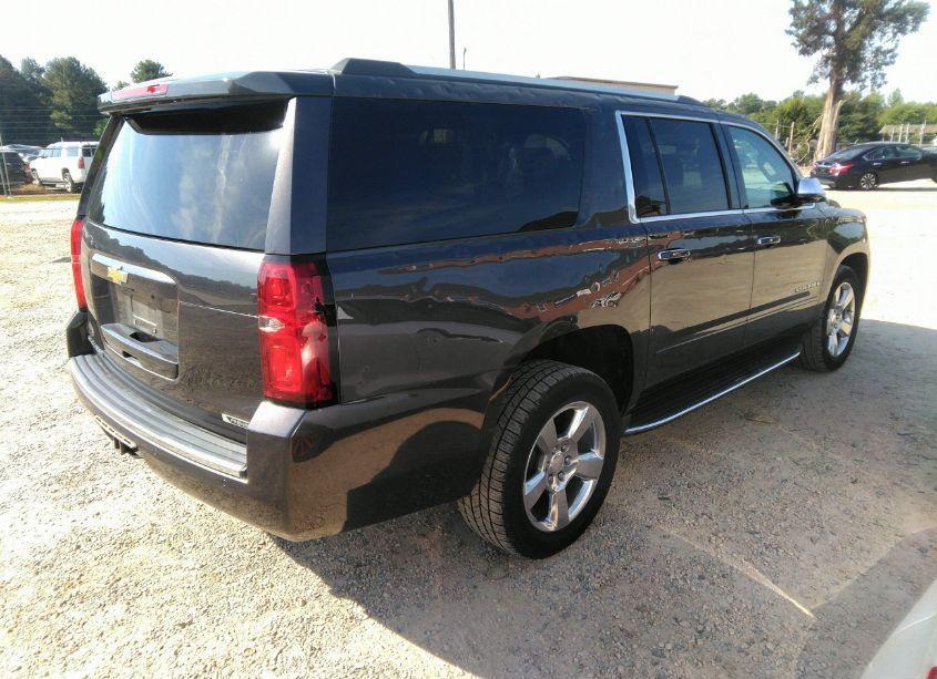 Photo 4 of 2018 Chevrolet Suburban PREMIER (VIN 1GNSCJKC0JR122312)