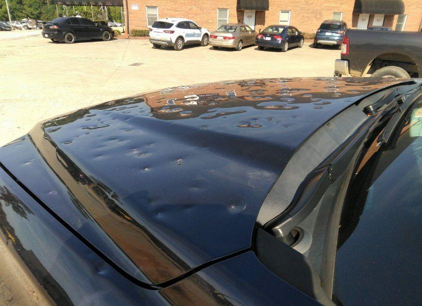 Photo 6 of 2018 Chevrolet Suburban PREMIER (VIN 1GNSCJKC0JR122312)