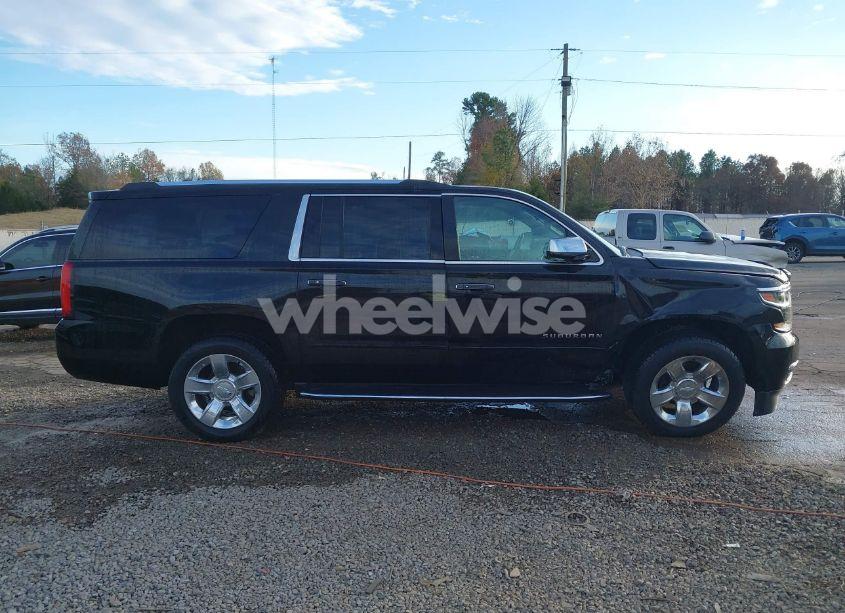 Photo 13 of 2020 Chevrolet Suburban 2WD PREMIER (VIN 1GNSCJKC0LR121728)