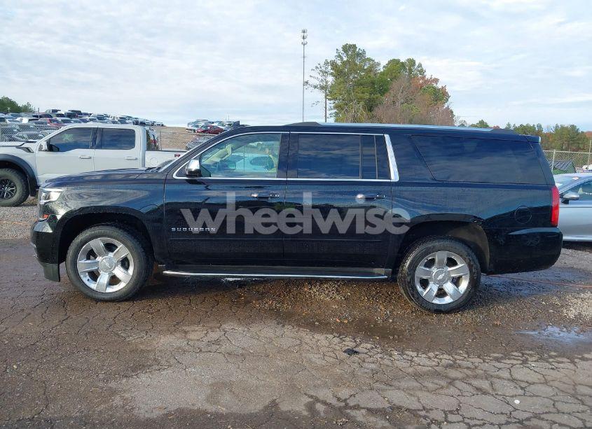 Photo 14 of 2020 Chevrolet Suburban 2WD PREMIER (VIN 1GNSCJKC0LR121728)