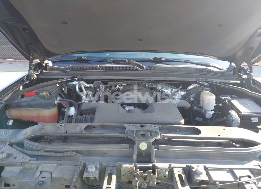 Photo 10 of 2015 Chevrolet Suburban 1500 LT (VIN 1GNSCJKC1FR298826)