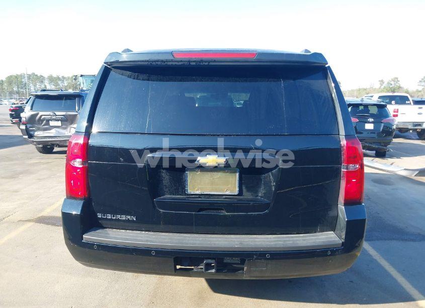 Photo 16 of 2015 Chevrolet Suburban 1500 LT (VIN 1GNSCJKC1FR298826)