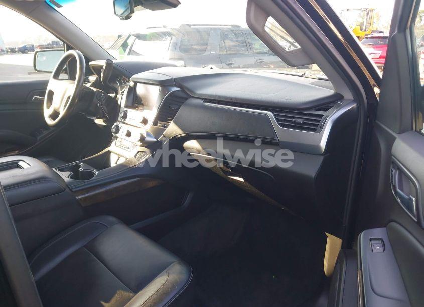 Photo 5 of 2015 Chevrolet Suburban 1500 LT (VIN 1GNSCJKC1FR298826)