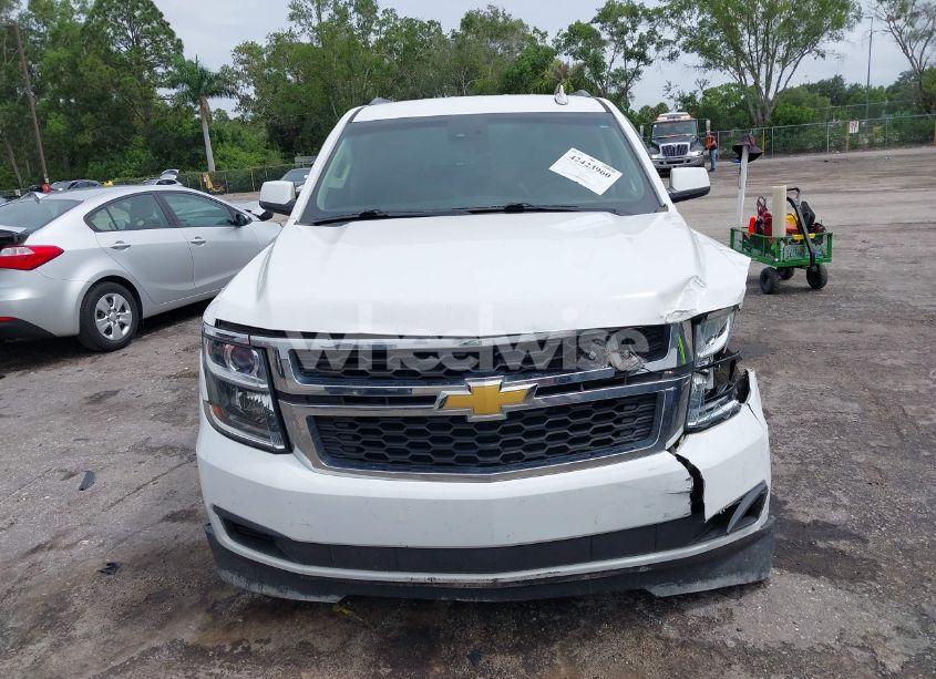 Photo 12 of 2015 Chevrolet Suburban 1500 LT (VIN 1GNSCJKC1FR539087)