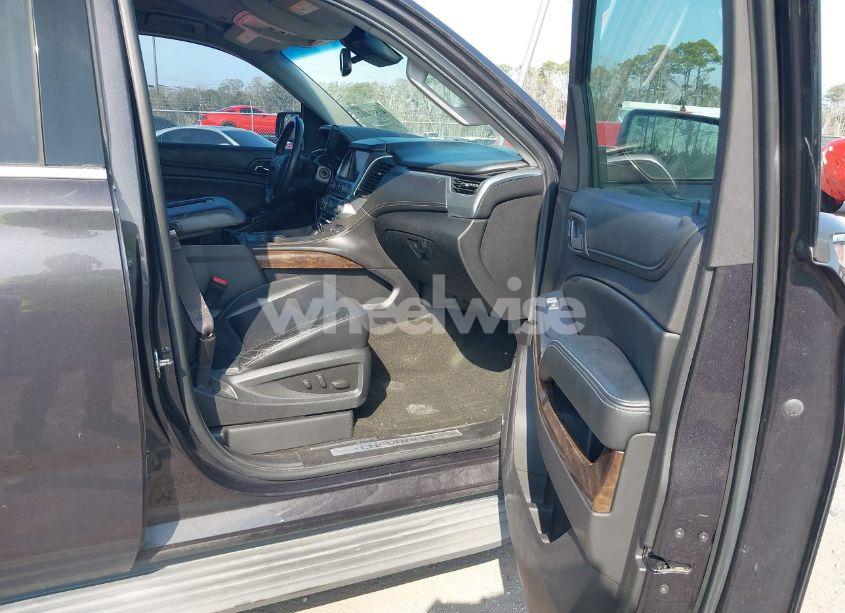 Photo 5 of 2015 Chevrolet Suburban 1500 LT (VIN 1GNSCJKC1FR684873)