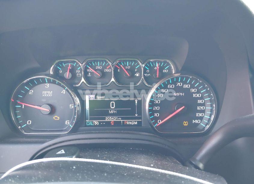 Photo 7 of 2015 Chevrolet Suburban 1500 LT (VIN 1GNSCJKC1FR684873)