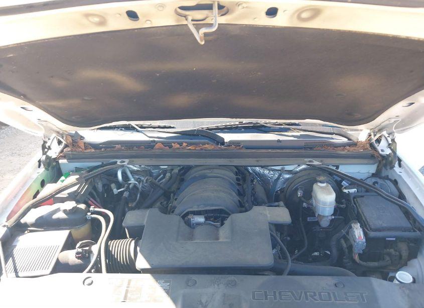 Photo 10 of 2017 Chevrolet Suburban PREMIER (VIN 1GNSCJKC1HR214426)