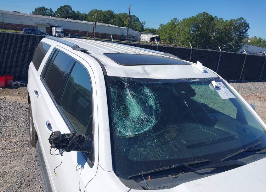 Photo 6 of 2017 Chevrolet Suburban PREMIER (VIN 1GNSCJKC1HR214426)