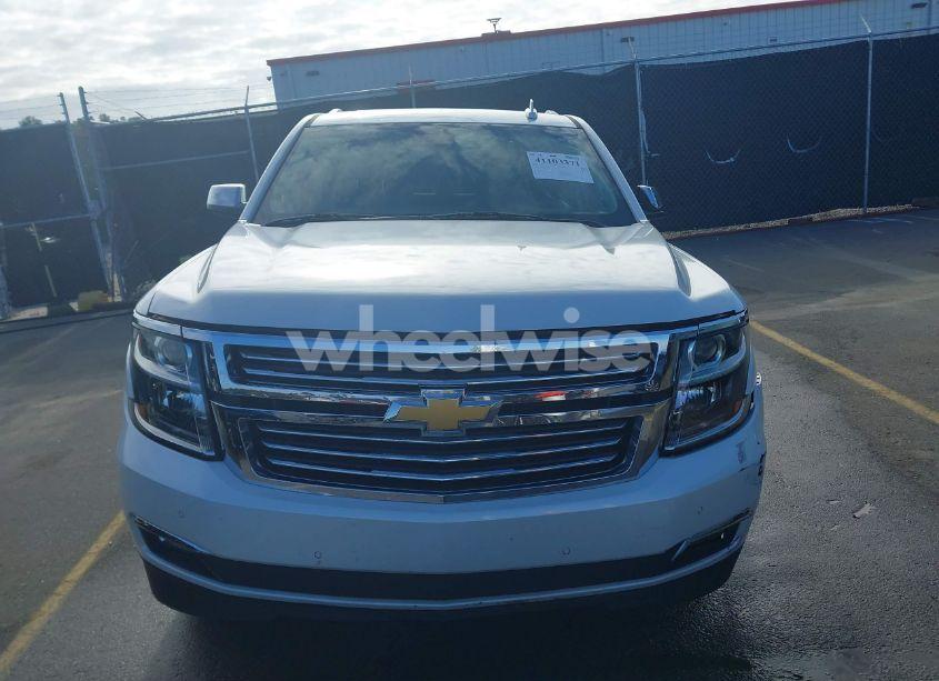 Photo 12 of 2019 Chevrolet Suburban PREMIER (VIN 1GNSCJKC1KR146104)
