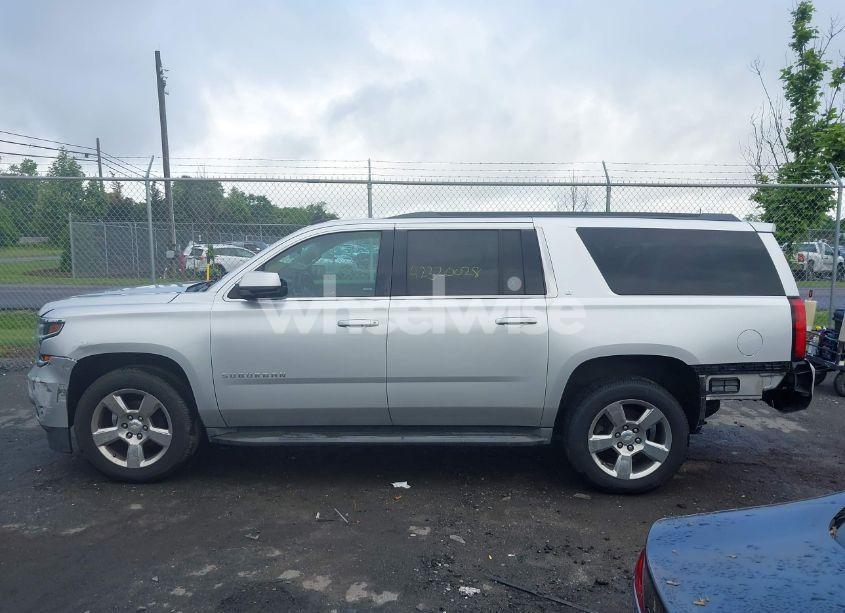 Photo 14 of 2015 Chevrolet Suburban 1500 LT (VIN 1GNSCJKC2FR144528)