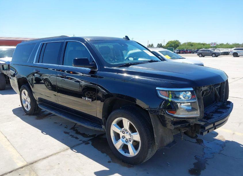 2015 Chevrolet Suburban 1500 LT (VIN 1GNSCJKC2FR555217) main photo
