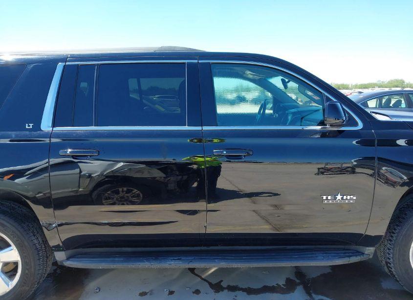 Photo 14 of 2015 Chevrolet Suburban 1500 LT (VIN 1GNSCJKC2FR555217)