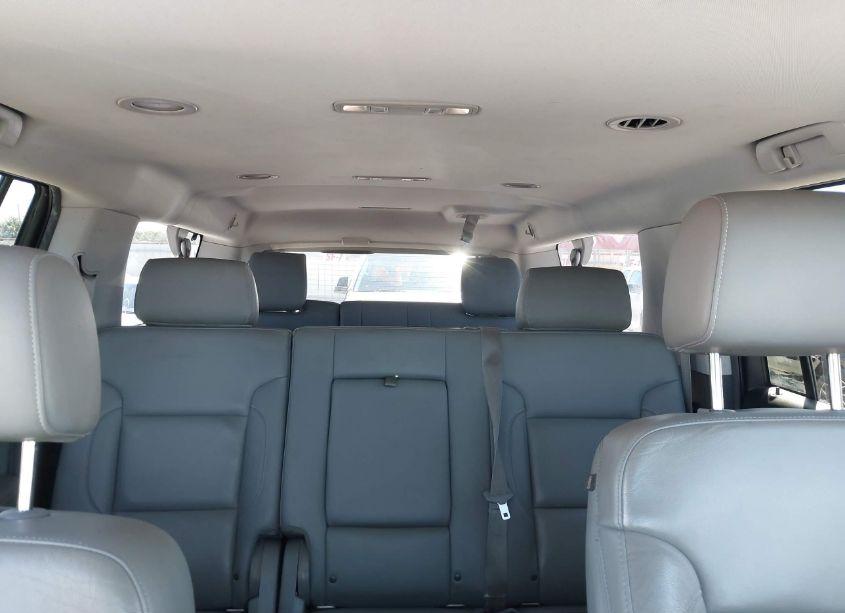 Photo 8 of 2015 Chevrolet Suburban 1500 LT (VIN 1GNSCJKC2FR555217)