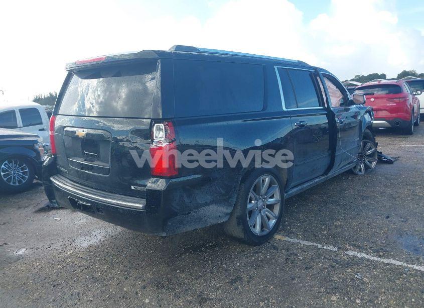 Photo 4 of 2018 Chevrolet Suburban PREMIER (VIN 1GNSCJKC2JR199702)