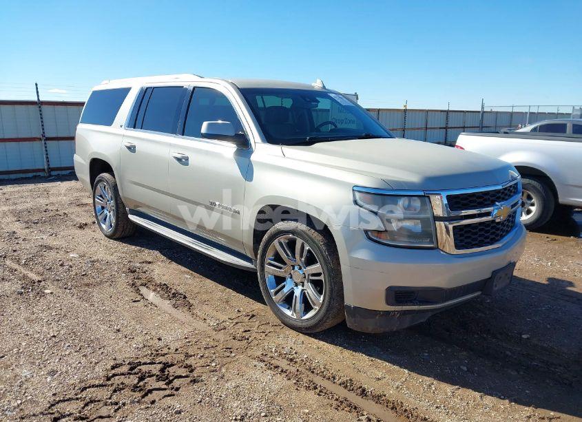 2015 Chevrolet Suburban 1500 LT (VIN 1GNSCJKC3FR505023) main photo
