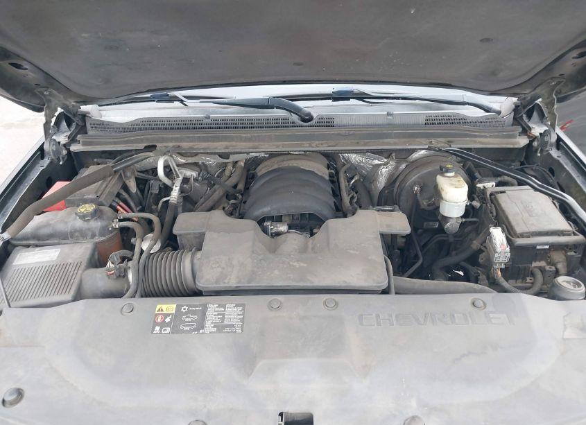 Photo 10 of 2015 Chevrolet Suburban 1500 LT (VIN 1GNSCJKC3FR614582)