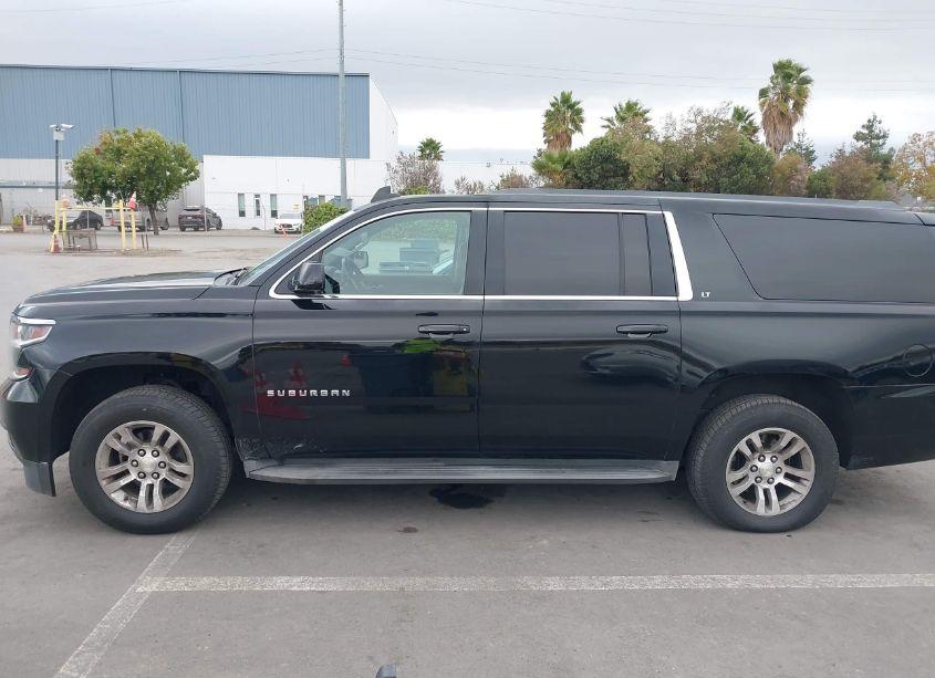 Photo 14 of 2015 Chevrolet Suburban 1500 LT (VIN 1GNSCJKC3FR614582)