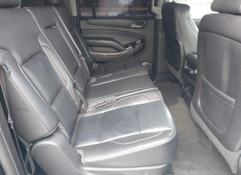 Photo 8 of 2015 Chevrolet Suburban 1500 LT (VIN 1GNSCJKC3FR614582)