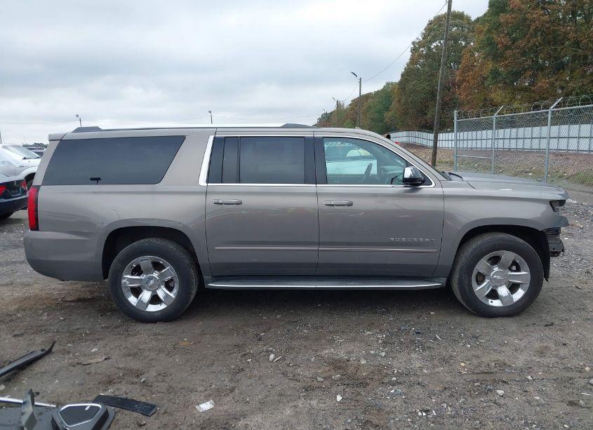 Photo 14 of 2017 Chevrolet Suburban PREMIER (VIN 1GNSCJKC3HR165214)