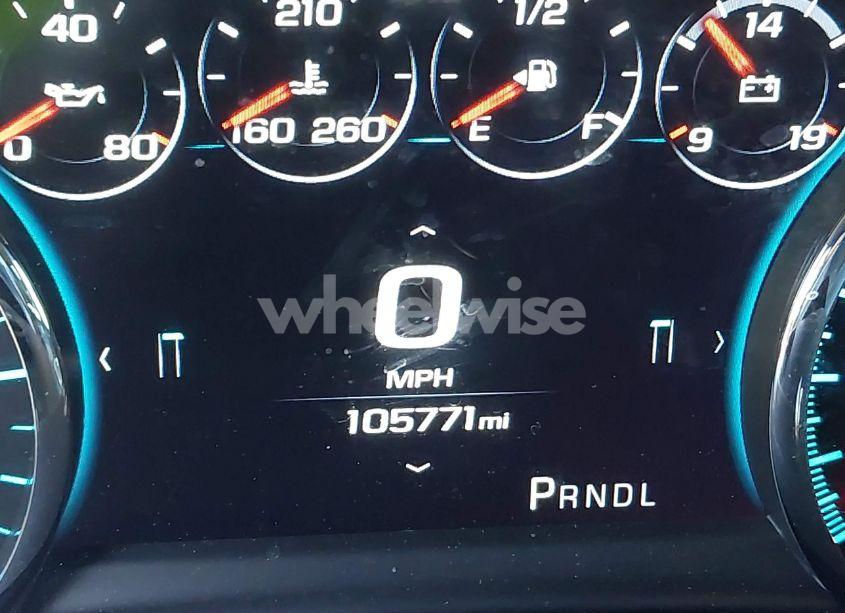 Photo 15 of 2019 Chevrolet Suburban PREMIER (VIN 1GNSCJKC3KR129739)