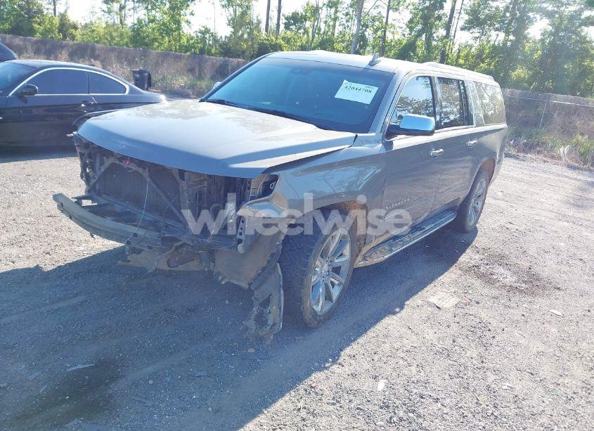 Photo 2 of 2019 Chevrolet Suburban PREMIER (VIN 1GNSCJKC3KR129739)