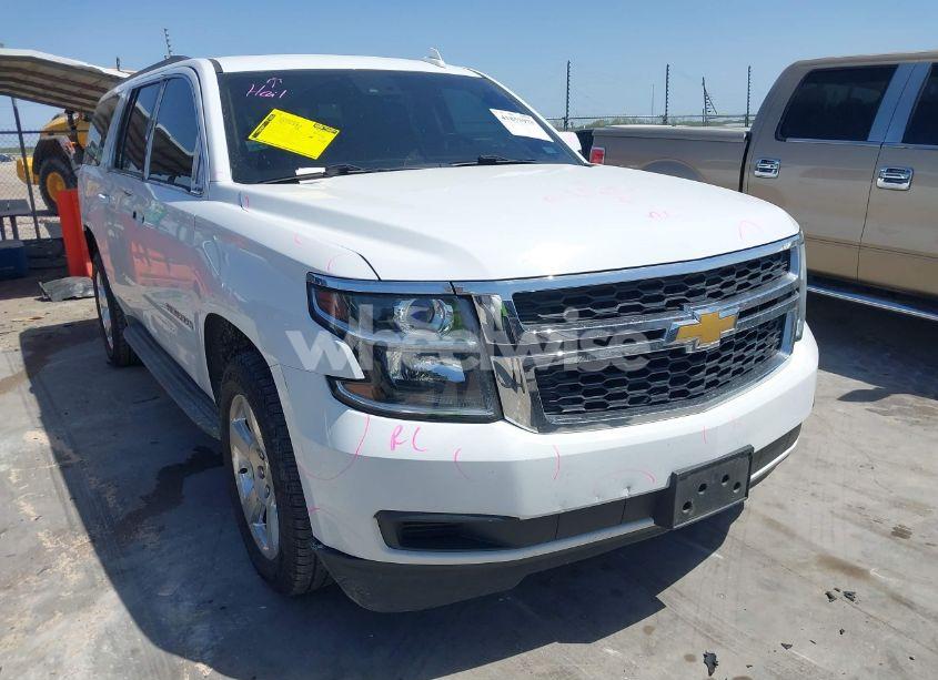 2015 Chevrolet Suburban 1500 LT (VIN 1GNSCJKC4FR566025) main photo