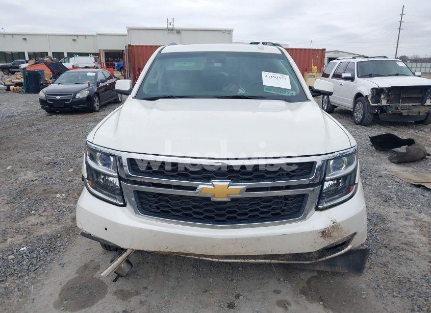 Photo 13 of 2015 Chevrolet Suburban 1500 LT (VIN 1GNSCJKC4FR732849)
