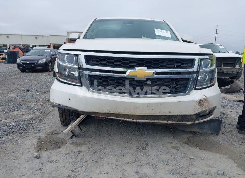 Photo 6 of 2015 Chevrolet Suburban 1500 LT (VIN 1GNSCJKC4FR732849)