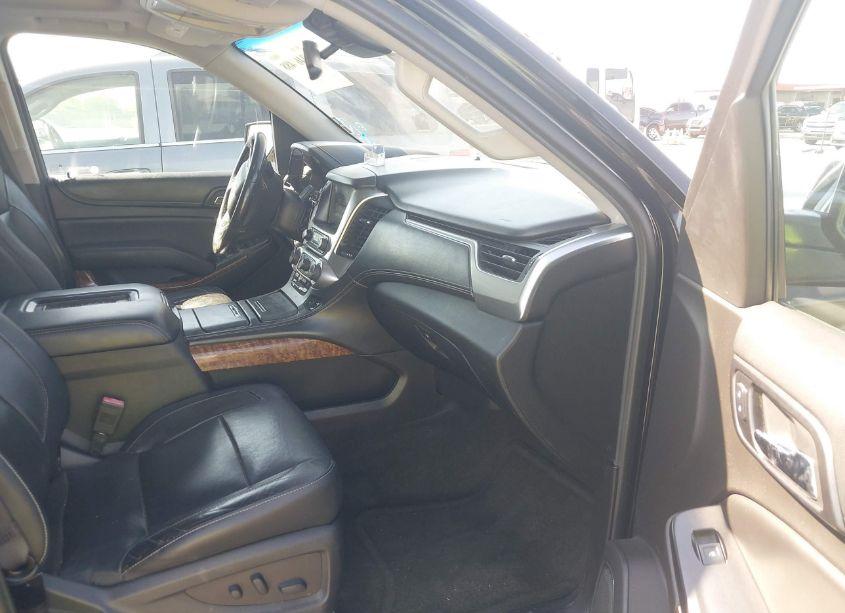 Photo 5 of 2017 Chevrolet Suburban PREMIER (VIN 1GNSCJKC4HR220155)