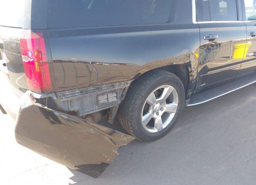 Photo 6 of 2017 Chevrolet Suburban PREMIER (VIN 1GNSCJKC4HR220155)