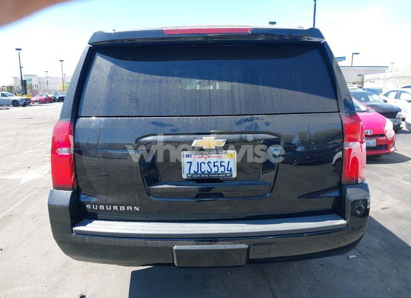 Photo 16 of 2015 Chevrolet Suburban 1500 LT (VIN 1GNSCJKC5FR526259)