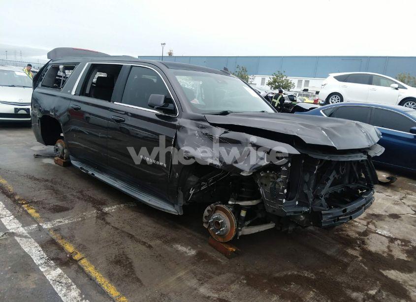 2015 Chevrolet Suburban 1500 LT (VIN 1GNSCJKC5FR717003) main photo