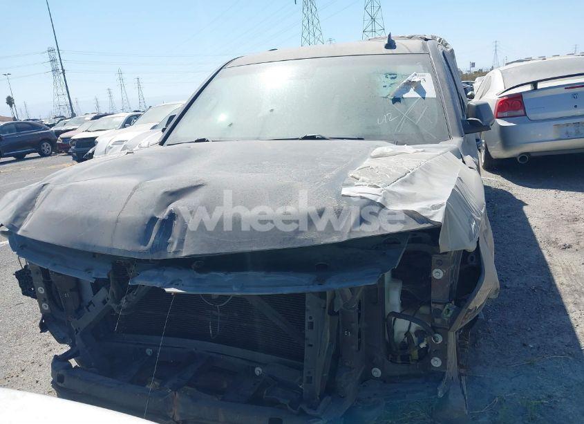 Photo 11 of 2015 Chevrolet Suburban 1500 LT (VIN 1GNSCJKC5FR717003)