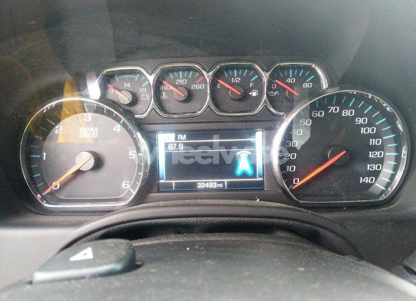 Photo 7 of 2015 Chevrolet Suburban 1500 LT (VIN 1GNSCJKC5FR717003)