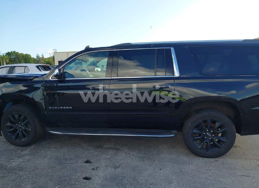 Photo 14 of 2017 Chevrolet Suburban PREMIER (VIN 1GNSCJKC5HR166381)