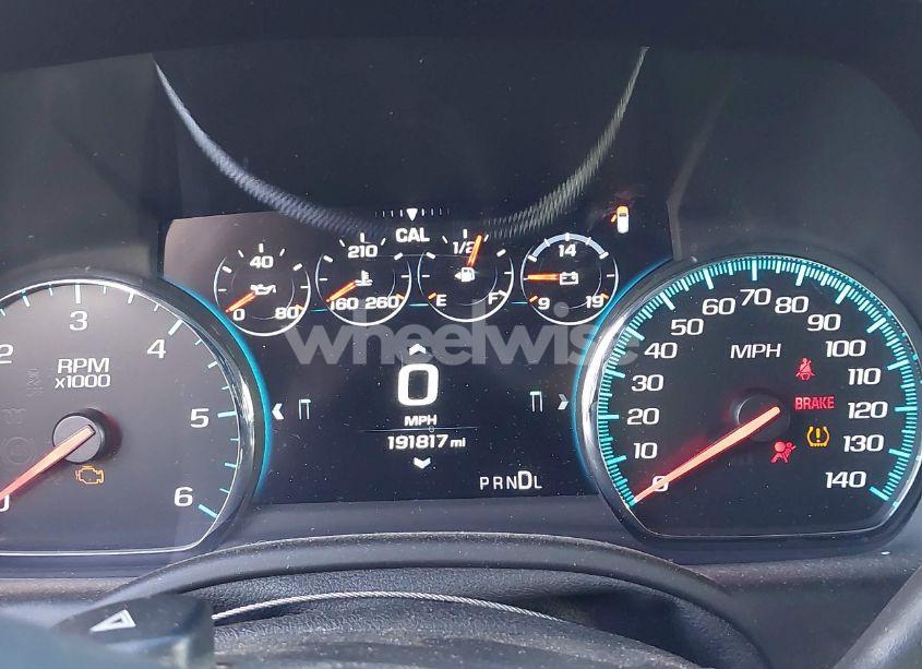 Photo 7 of 2017 Chevrolet Suburban PREMIER (VIN 1GNSCJKC5HR166381)