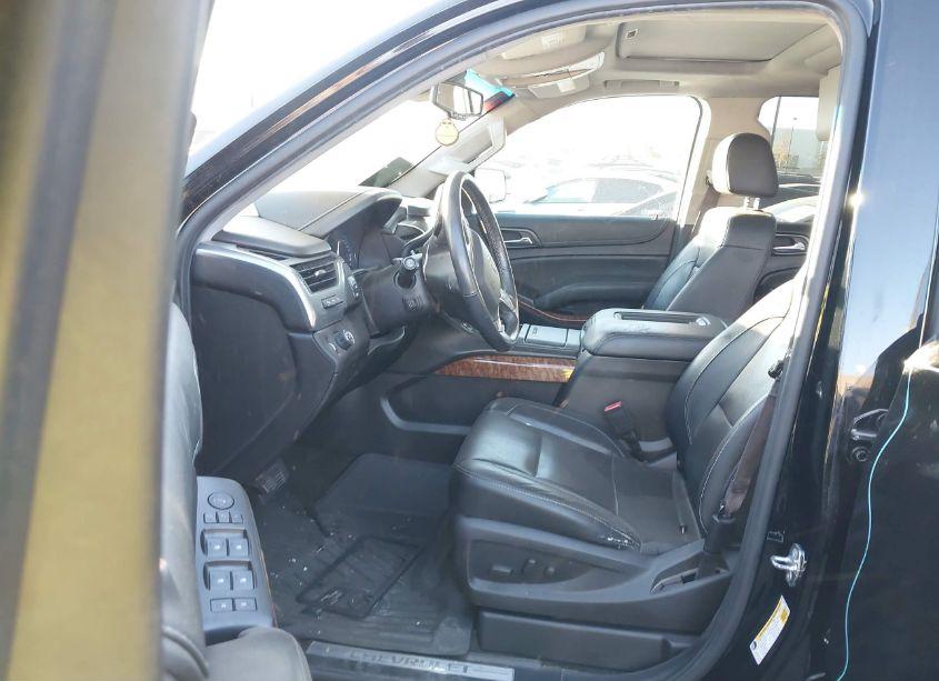 Photo 5 of 2017 Chevrolet Suburban PREMIER (VIN 1GNSCJKC5HR173394)