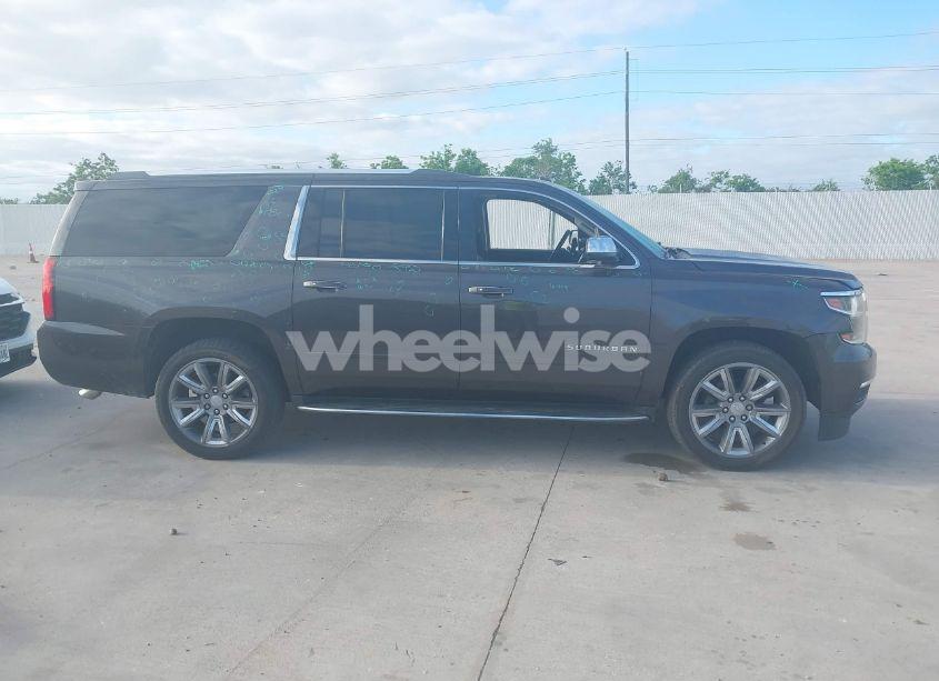 Photo 13 of 2018 Chevrolet Suburban PREMIER (VIN 1GNSCJKC5JR135265)