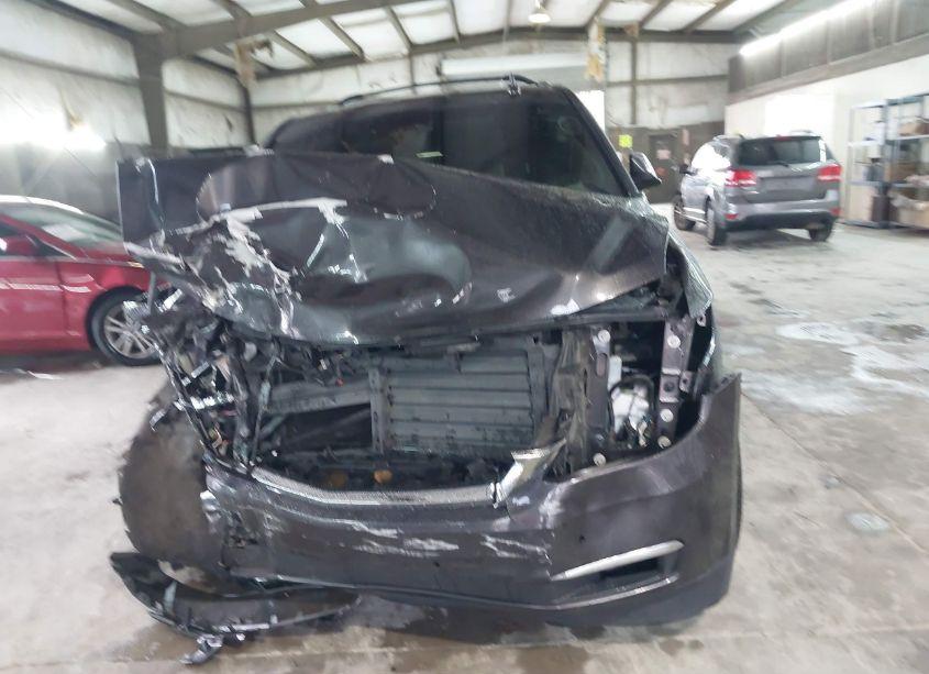 Photo 12 of 2018 Chevrolet Suburban PREMIER (VIN 1GNSCJKC5JR263859)