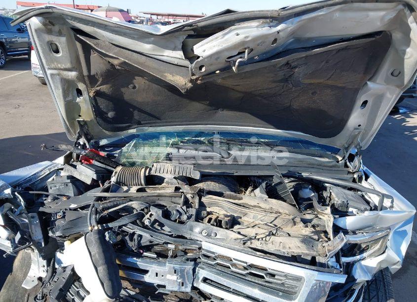 Photo 10 of 2015 Chevrolet Suburban 1500 LT (VIN 1GNSCJKC6FR646684)