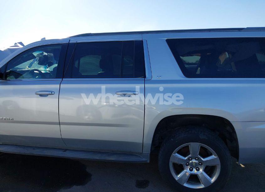 Photo 14 of 2015 Chevrolet Suburban 1500 LT (VIN 1GNSCJKC6FR646684)