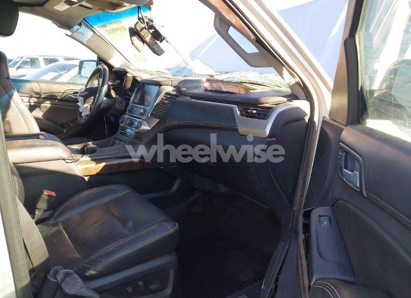 Photo 5 of 2015 Chevrolet Suburban 1500 LT (VIN 1GNSCJKC6FR646684)