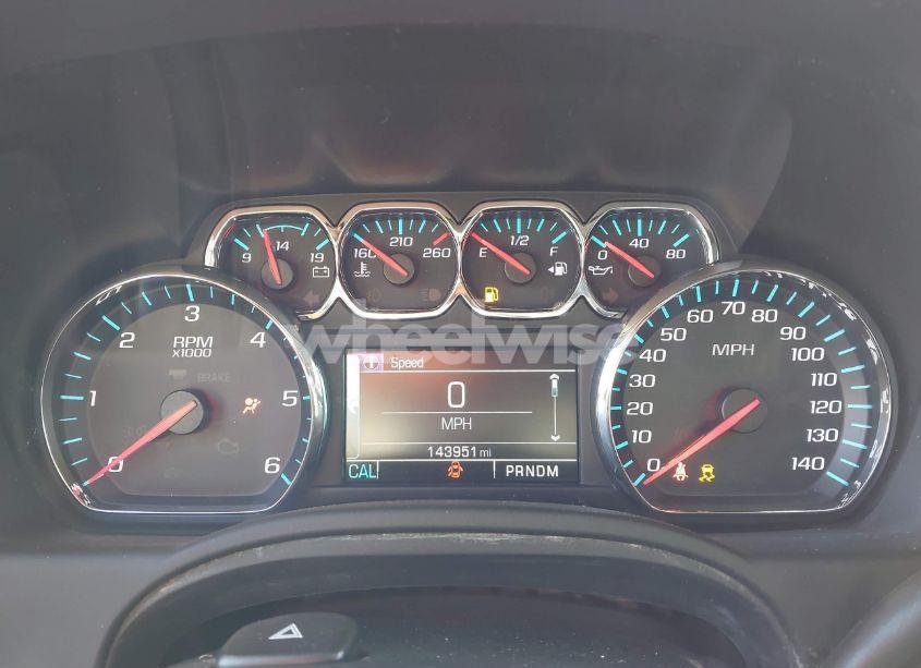 Photo 7 of 2015 Chevrolet Suburban 1500 LT (VIN 1GNSCJKC6FR646684)