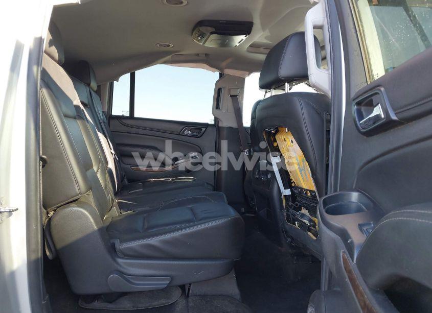 Photo 8 of 2015 Chevrolet Suburban 1500 LT (VIN 1GNSCJKC6FR646684)