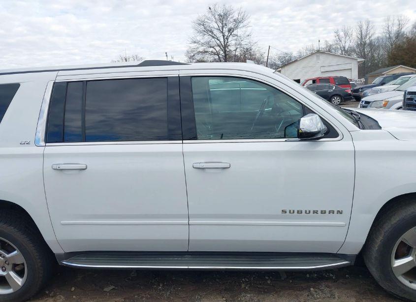 Photo 14 of 2016 Chevrolet Suburban LTZ (VIN 1GNSCJKC6GR153654)