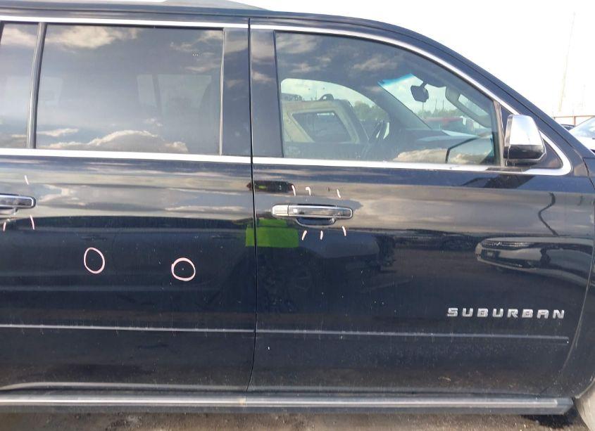 Photo 13 of 2018 Chevrolet Suburban PREMIER (VIN 1GNSCJKC6JR394833)