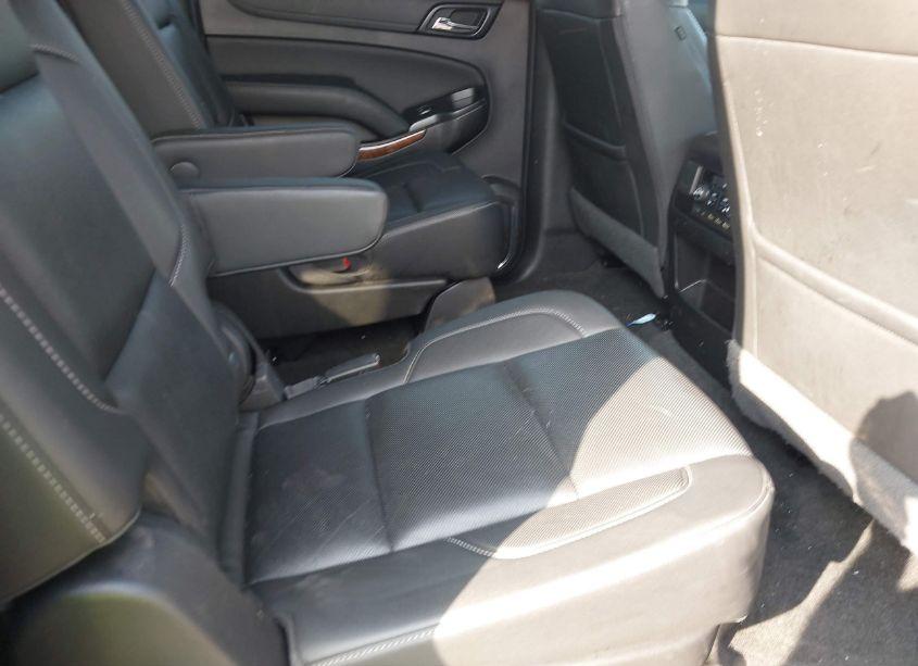 Photo 8 of 2018 Chevrolet Suburban PREMIER (VIN 1GNSCJKC6JR394833)