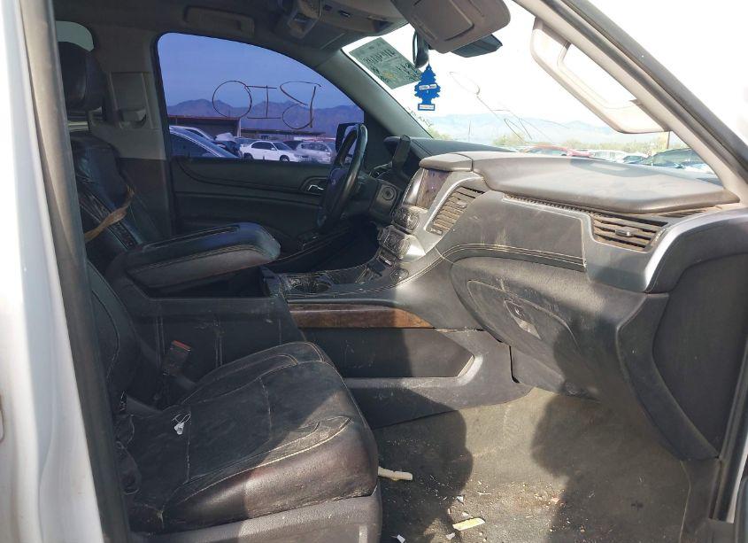 Photo 5 of 2015 Chevrolet Suburban 1500 LT (VIN 1GNSCJKC7FR266446)