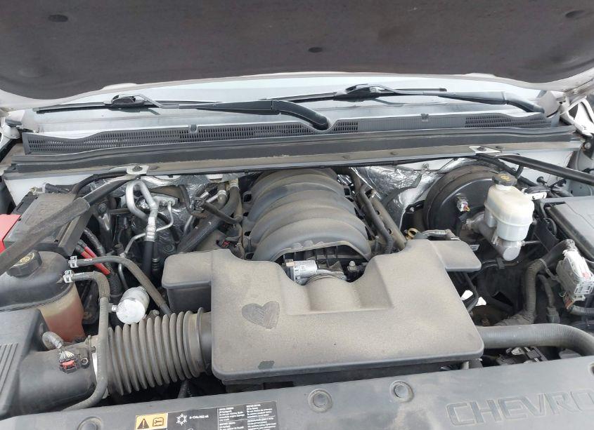 Photo 10 of 2015 Chevrolet Suburban 1500 LT (VIN 1GNSCJKC7FR296868)